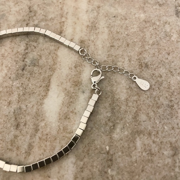 925 Sterling Silver Dainty Cube Bracelet Minimalist Tiny Block Bracelet - Picture 4 of 4